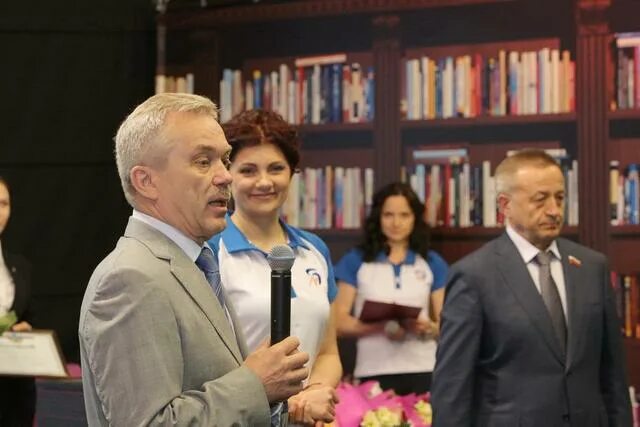 Мир белогорья программа на сегодня. Трк мир белогорья. мир белогорья белгородская область. директор трк мир белогорья. мир белогорья с.бутово.