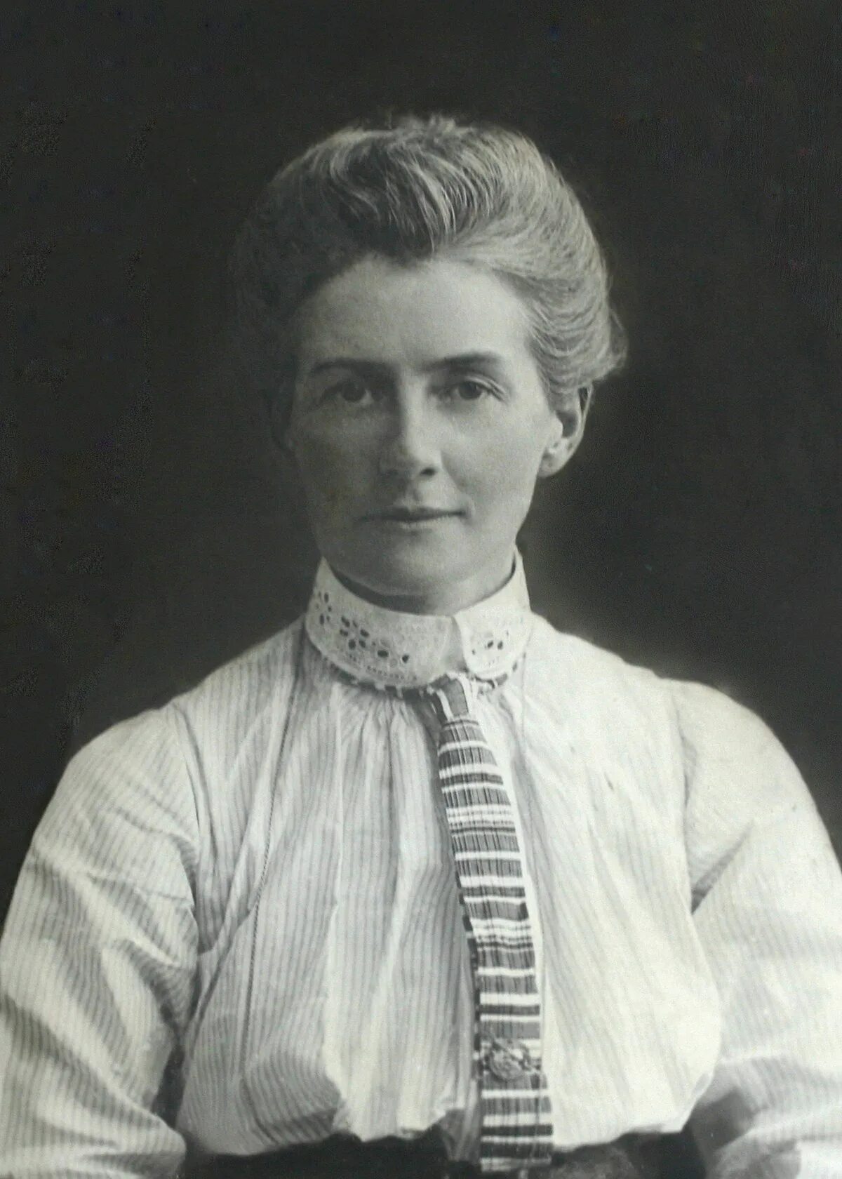 Эдит википедия. Эдит кэвелл. edith louisa cavell. эдит кавелл медсестра.