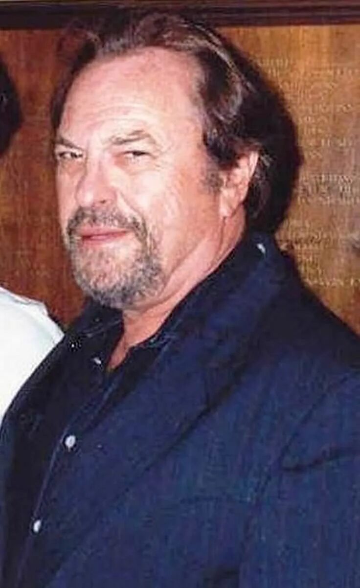 Rip torn перевод. Рип торн люди в черном. Рип торн в молодости. Рип торн. Правила жизни esquire.
