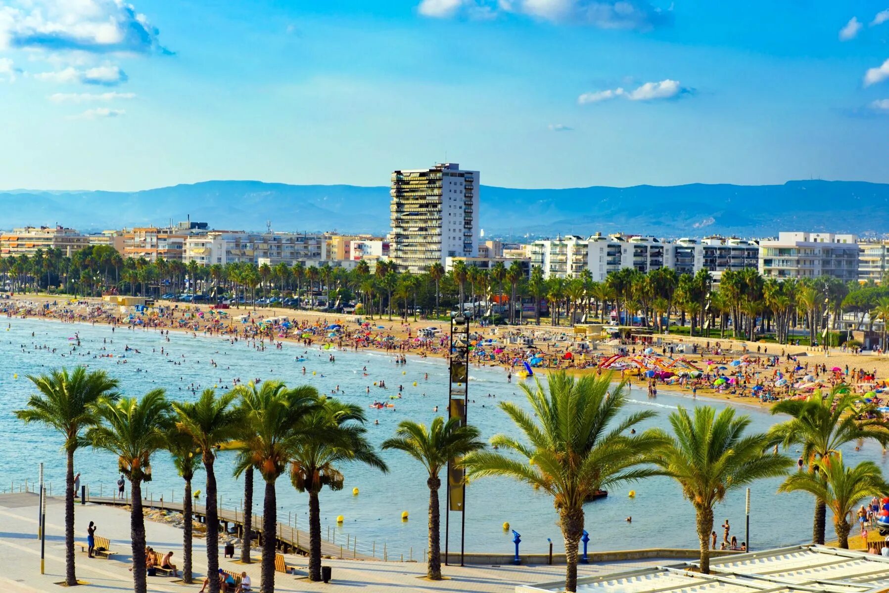 Салоу испания. Salou испания пляж. Коста даурада испания. Косте дорадо. Испания коста дорада салоу.