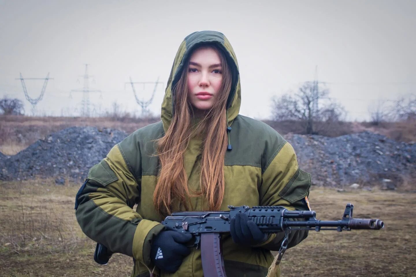 Военкор 18. Анастасия елсукова военкор. Марьяна наумова военкор. Военкор 18. Военный эколог.