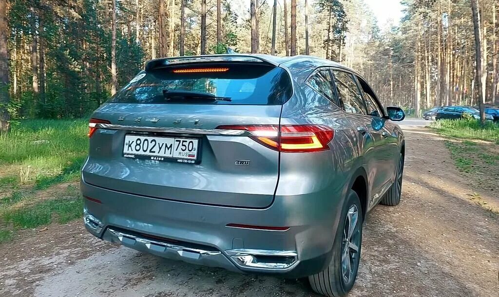 Спойлер на Хавал ф7. Haval f7. Новый Хавал ф7 2022. Haval x7.