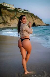 Diana Maux (dianamaux) Nude OnlyFans Leaks (10 Photos) .