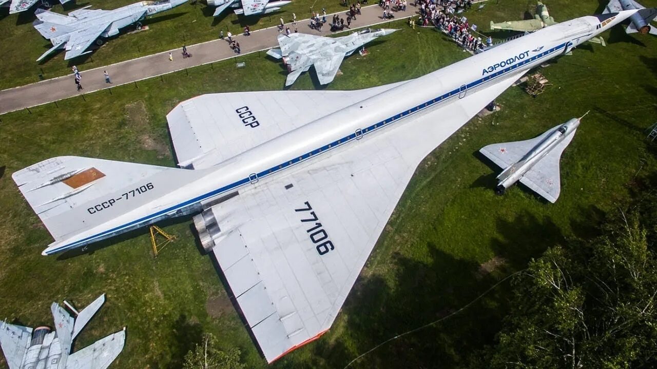 Сверхзвуковой пассажирский самолет ту-144. Ту 144 Монино. Музей Монино ту 144. Туполев 144.