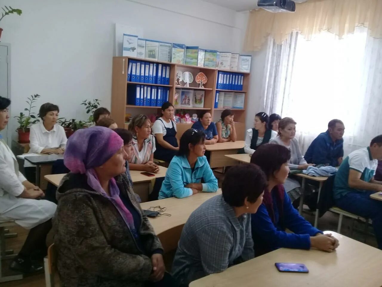 Ата ана. Әрбір бала жарық жұлдыз ата аналар жиналысы. Әрбір бала жарық жұлдыз ата аналар жиналысы. Ата аналарга кеңес презентация. Әрбір бала жарық жұлдыз ата аналар жиналысы.