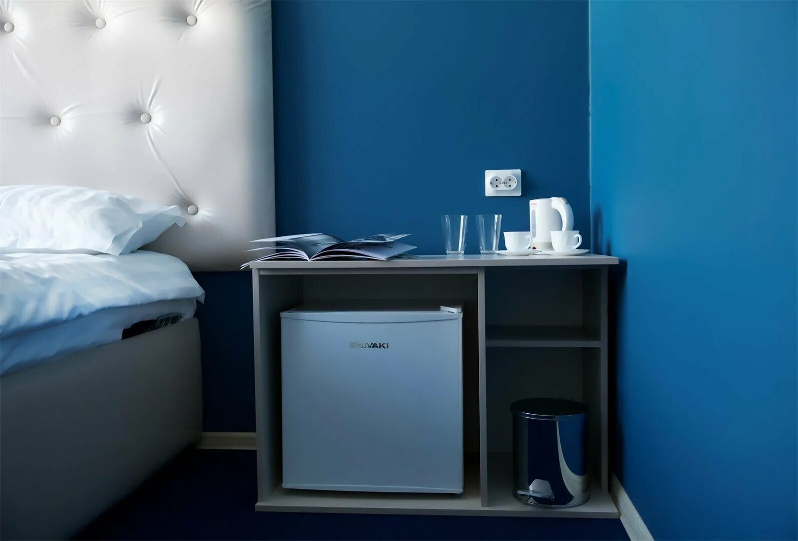 Бутик отель истории. Бутик отель новомосковск. Красная комната новомосковск. Эротический отель в новомосковске. Дубовая комната отель.