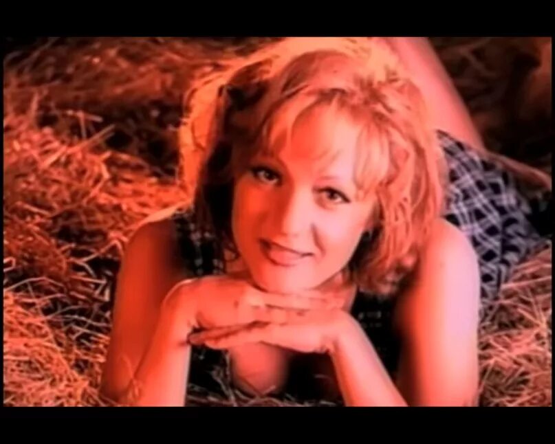 Татьяна буланова опустела без тебя земля. Буланова татьяна опустела без тебя. Нежность песня буланова. Буланова татьяна опустела без тебя. Татьяна буланова песня нежность.