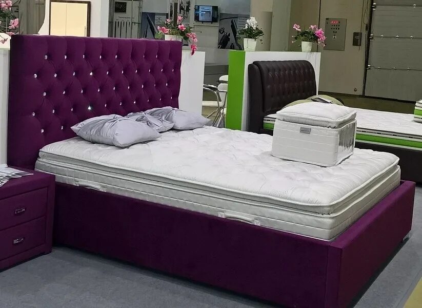 Кровать со стразами. Кровать sontelle киара 130х175. Кровать. Кровать алиса мелодия сна. Сонум иваново.