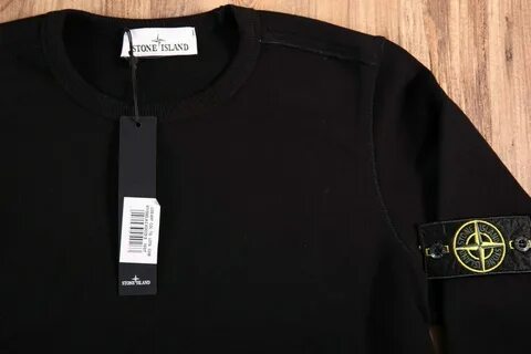 Черный stone island