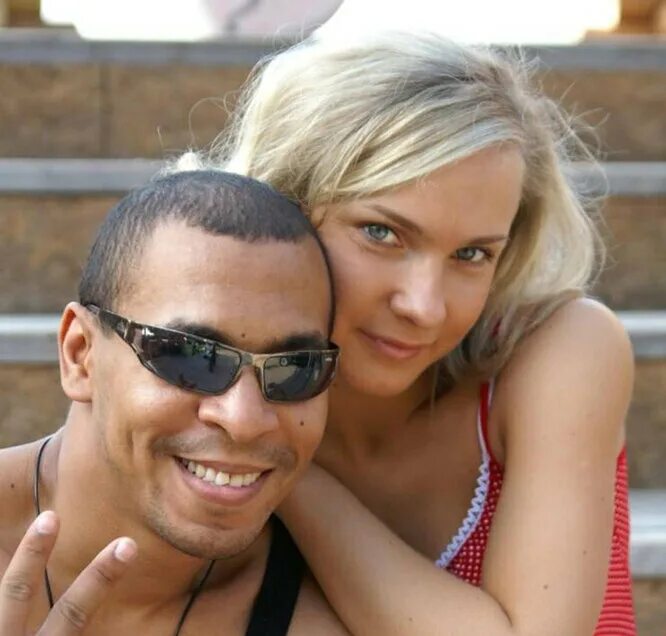 Участники дома два старые. Дом 2 2008 год участники. Дом 2 участники старые их судьба. Сэм селезнев и настя дашко. Какая судьба дом 2.