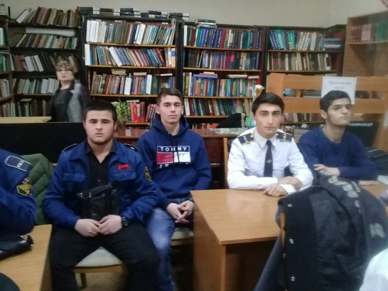 Железнодорожный колледж дербент. Ржд дербент колледж. Эмблема жд техникума. Жд училище дербент. Железнодорожный колледж дербент.