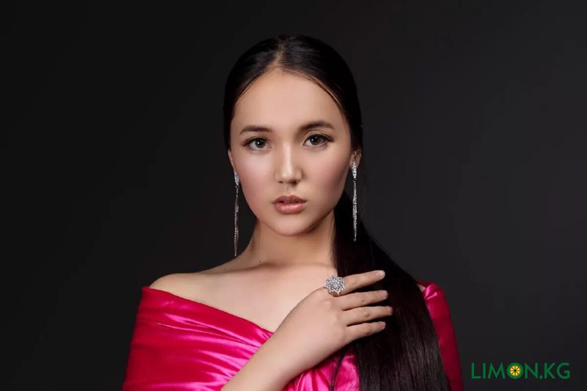 красивые киргизки фото. бегимай (майя) абибова. бегимай бекбоева. красивые киргизки фото. красивые кыргызские девушки.
