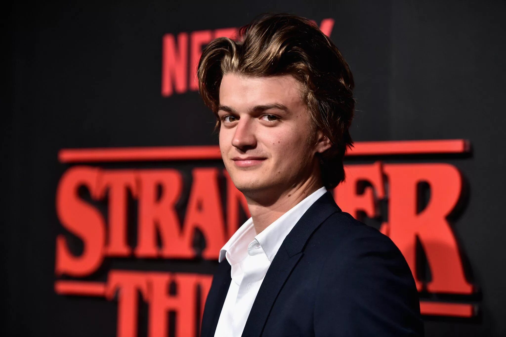 Джо Кири Стив Харрингтон. Джо Кири 2021. Джо Кири 2020. Joe Keery 2022. Джо керри