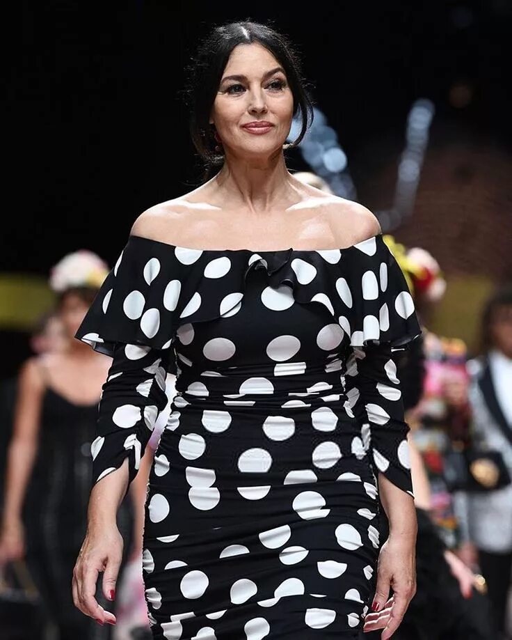 Monica magni. Monica magni одежда турция. Monica magni. Malta monika женская одежда. Monica martin ifbb.