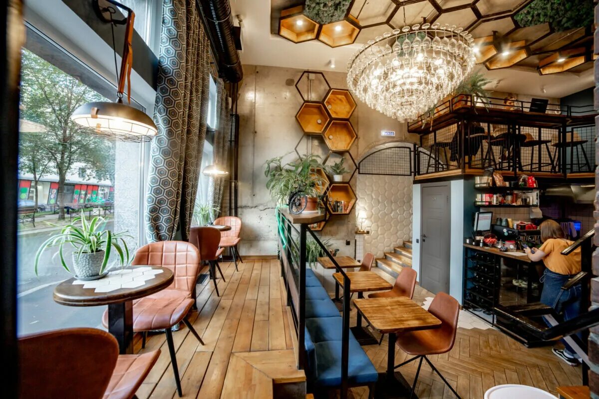 Бар оптимист арбат. Кафе бар оптимист санкт-петербург. The optimist бар-ресторан екатеринбург. Оптимист воронеж ресторан. Ул черняховского 25 санкт-петербург.