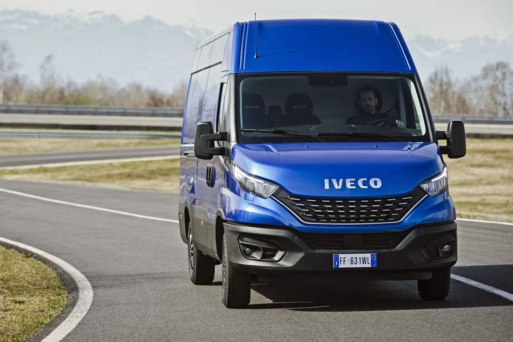 Ивеко Дейли 2020. Ивеко Дейли 2021. Ивеко Дейли фургон 2020. Iveco Daily 2022. Ивеко дейли 2019