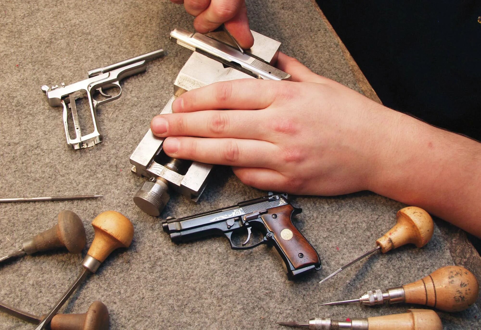 Mini weapons