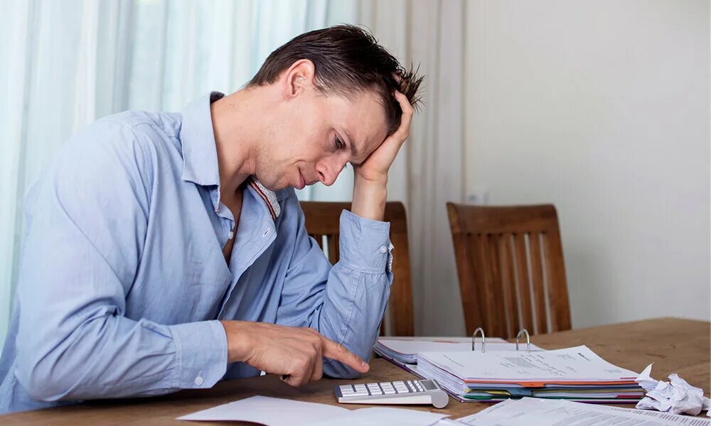 Financial stress. Потеря дохода фото. Банкротство. Беспокоиться. Financial stress.