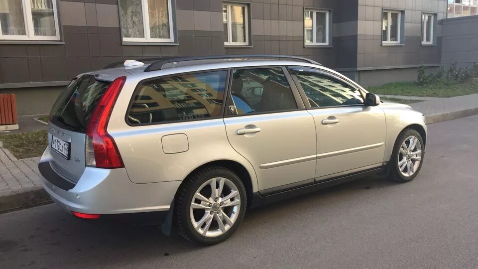 Volkswagen passat b5 универсал. Ford focus 2003 wagon. Универсалы спб. Renault megane wagon 1. Универсалы спб.