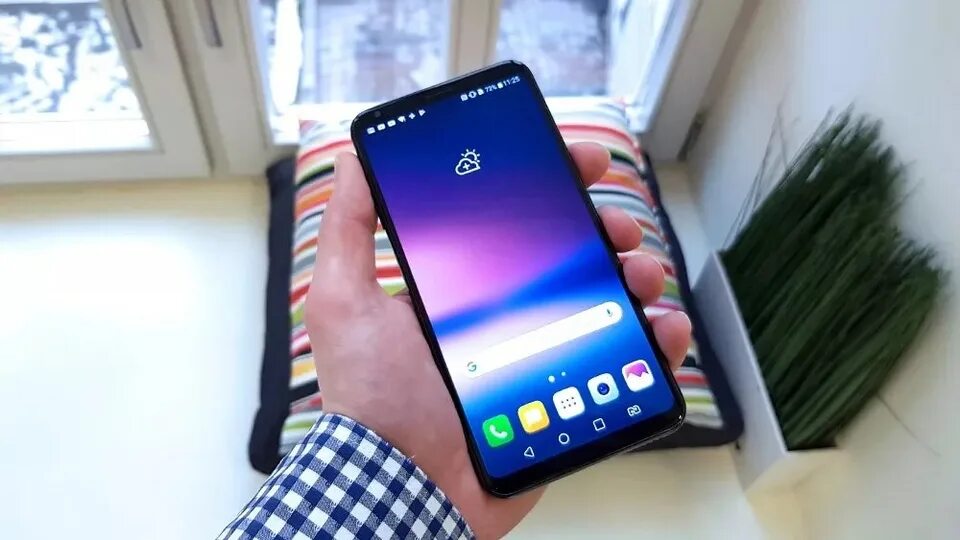 Телефон 60 тыс. Самсунг за 60 тысяч рублей. Смартфон за 7000. Телефон 60 тыс. Фото деньги звонят.