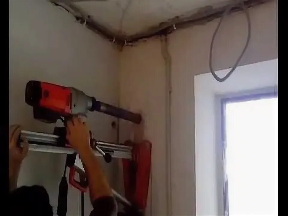 Алмазное бурение под вытяжку на кухне. Алмазное бурение под кондиционер. Алмазное бурение под кондиционер. Алмазное бурение под кондиционер. Алмазное бурение для вентиляции.