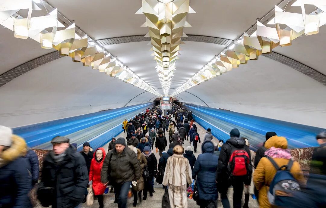 Метро улети. Метрополитен новосибирск. новосибирский метрополитен площадь маркса. станции метрополитена новосибирск. пассажиропоток метро новосибирска.