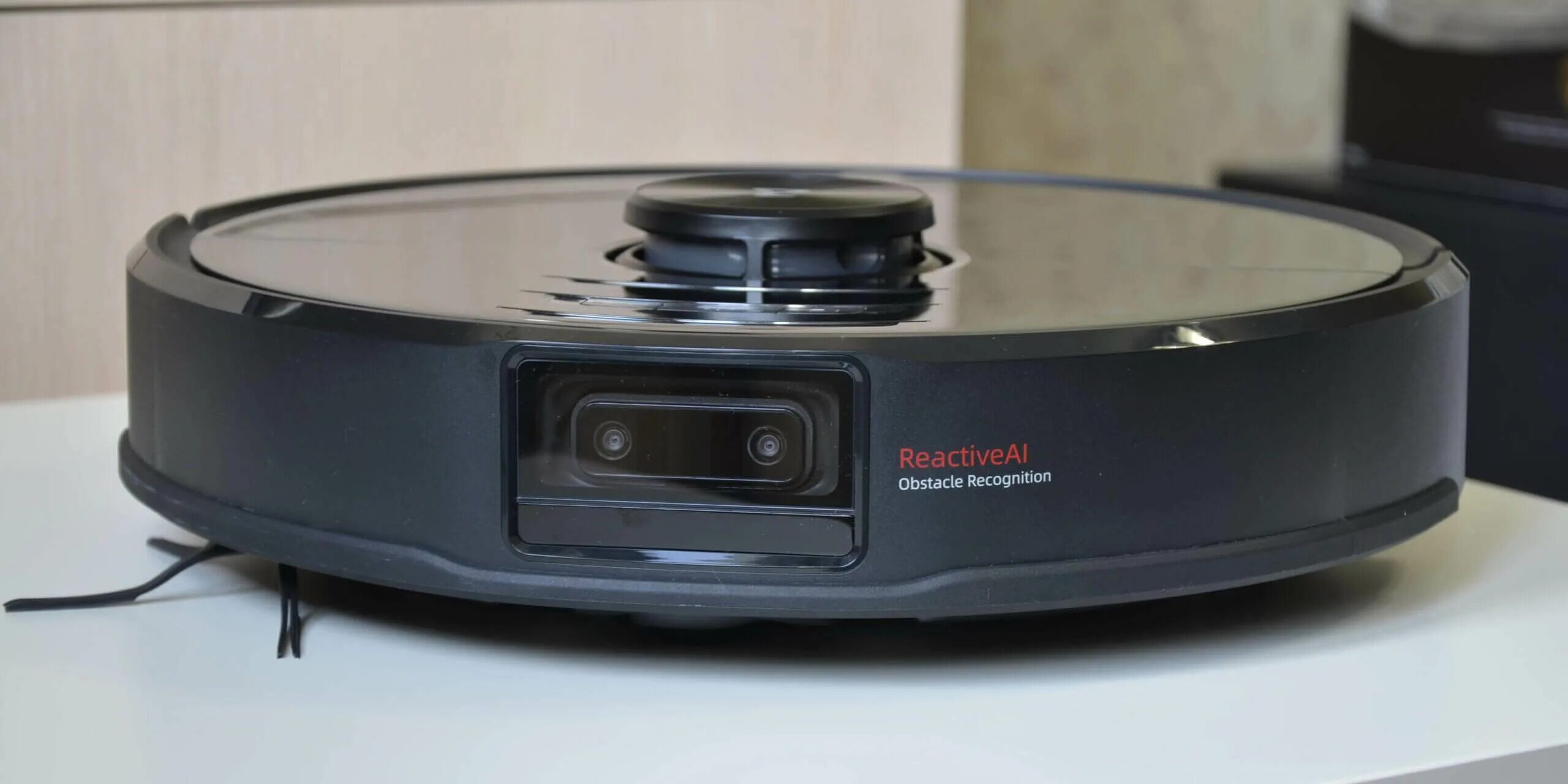 Xiaomi робот камера. Xiaomi roborock s6 maxv. камера roborock s6 maxv. пылесос-робот roborock s7 черный док станция. робот-пылесос roborock s6 maxv кабель питания.
