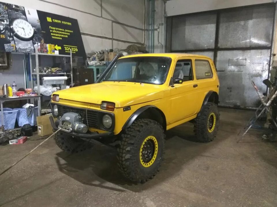 #569. Lada 4x4 Niva 2121 RUSSIAN AUTO TUNING - YouTube