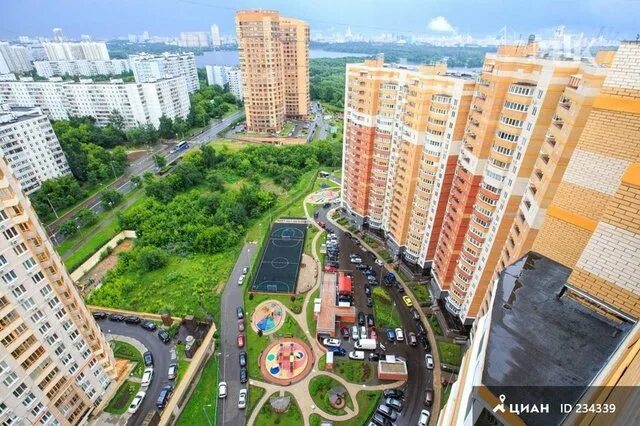 Квартиры в москве вторичка строгино. Район Строгино улица Твардовского. Твардовского 12 Строгино. Москва, улица Твардовского, 12. Ул. Твардовского, 12к3.