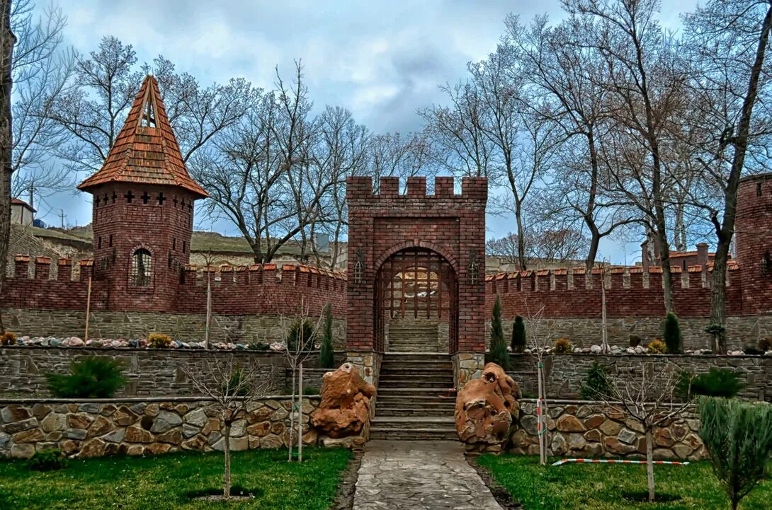 Парк в ростовской обл. Парк ростовская область лога парк. парк лога каменск-шахтинский. парк лого в каменске-шахтинском.