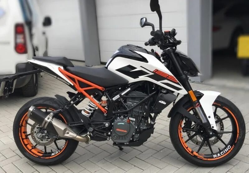 КТМ Дюк 125. KTM Duke 125. KTM 690 Duke r. КТМ Дюк 125 2019 белый. Купить ктм 125