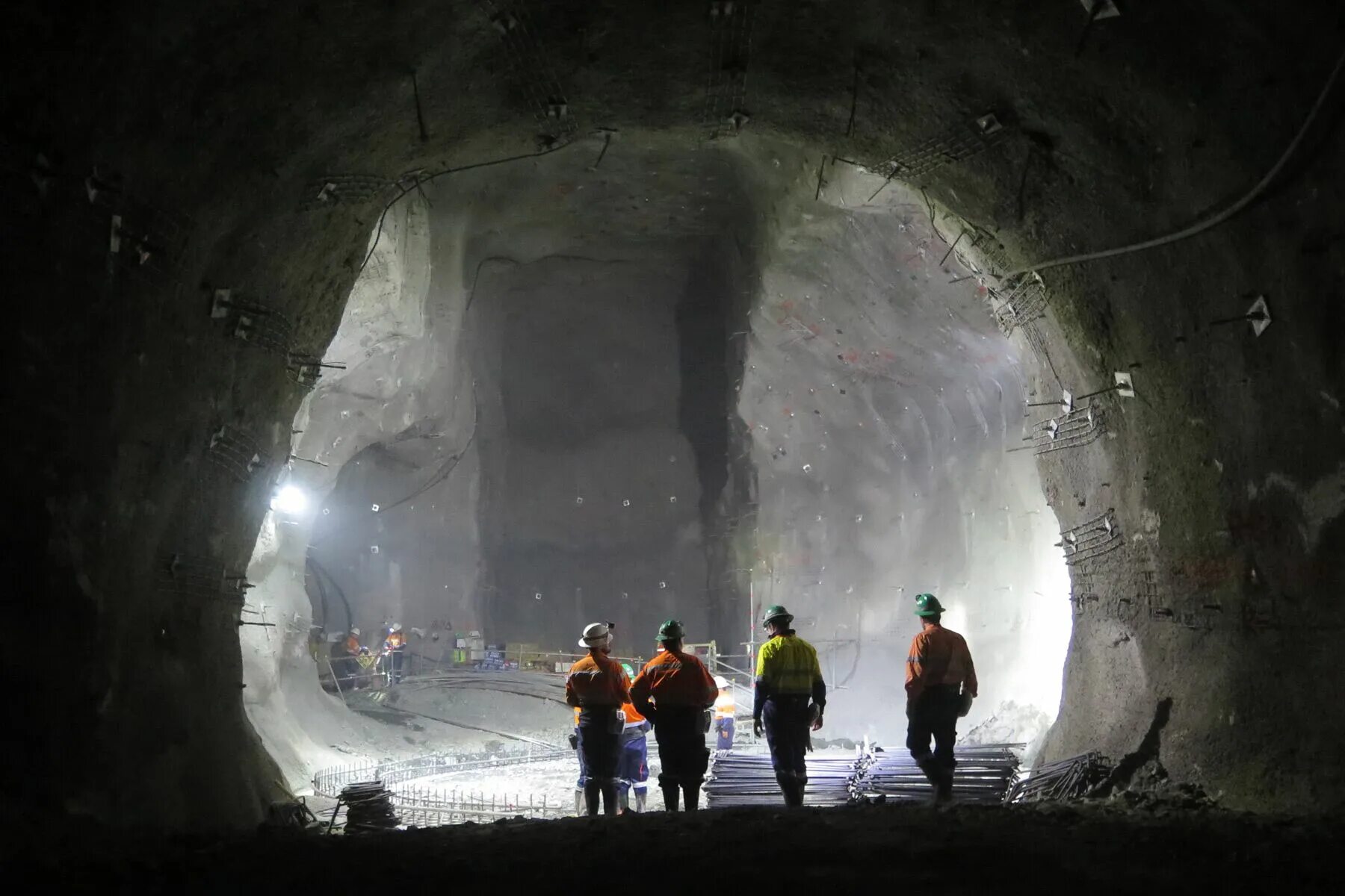Cave block. Пещера шахта. cave mining. sublevel caving mining method.