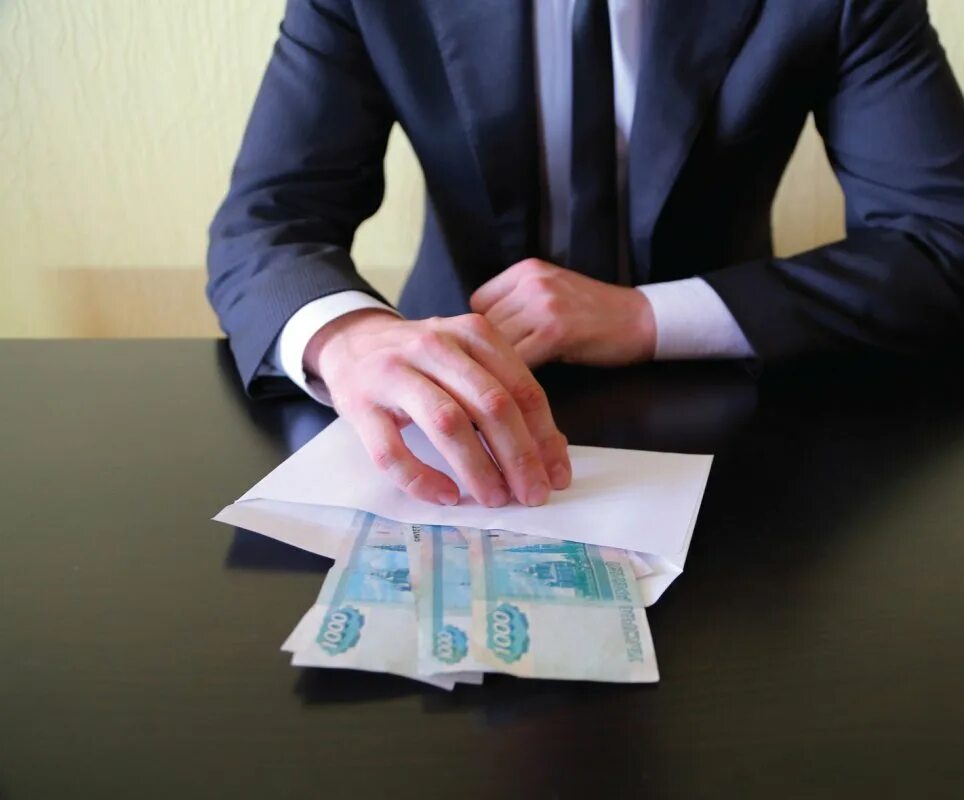 Чиновник с деньгами. Взяток бизнесмена. Высокая зарплата. Коррупция фон. Взяток бизнесмена.