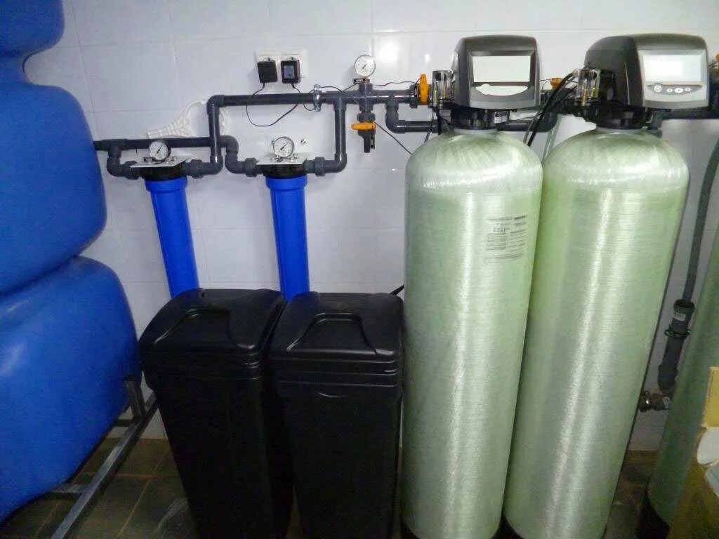 Вода после умягчения. Промышленная водоочистка обезжелезивания воды. Система умягчения воды для отопления. Система умягчения подготовки воды. Система очистки воды Runxin.