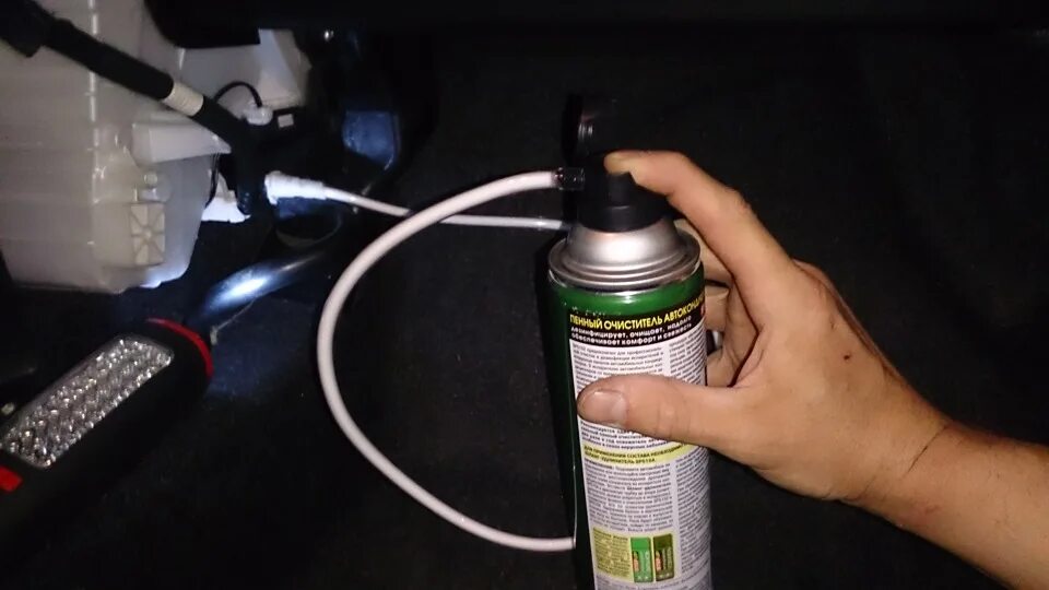 Машина для прочистки ливневой канализации. Устранение засора в частном доме. Гидродинамическая промывка канализации. Прочистка 32. Прочистка труб канализации.