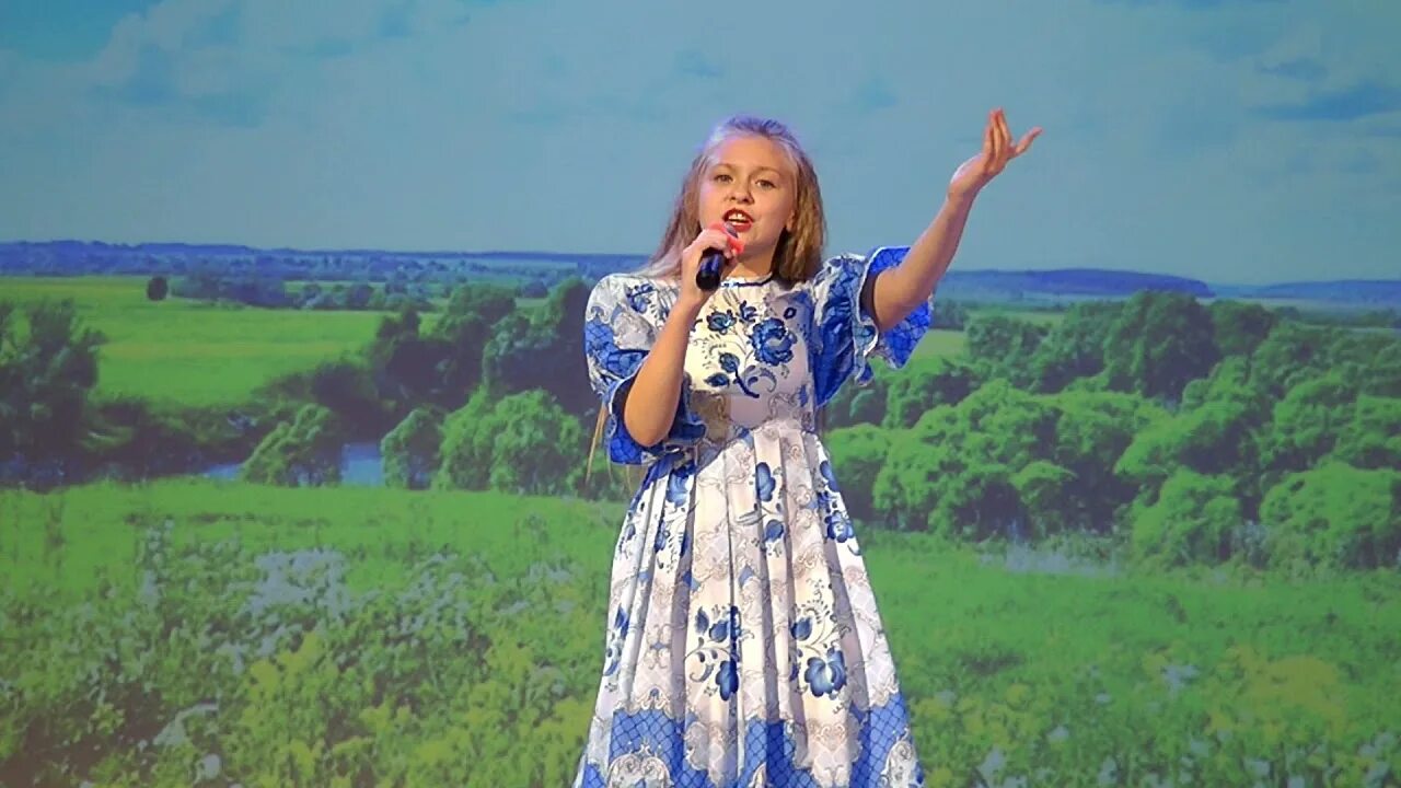 Песня девочка года видео. Песня девочка россия. песня россия девушки. девочка россия минус. девочка россия mp3.