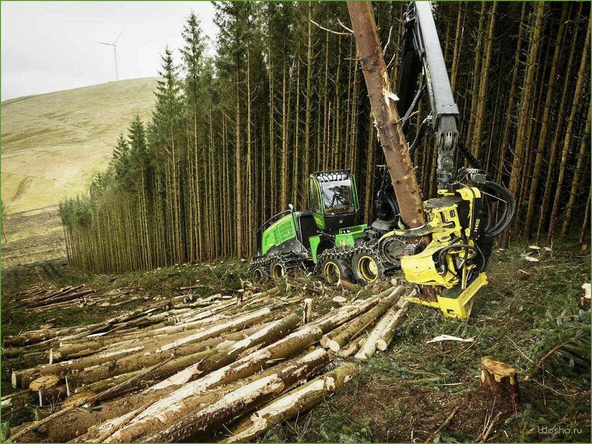 Харвестер лесозаготовительный. John Deere 1270g. Харвестер John Deere. Харвестер Джон Дир 1270g. Форвардер John Deere 1270g,.