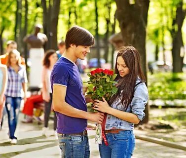 Сколько встречаются подростки