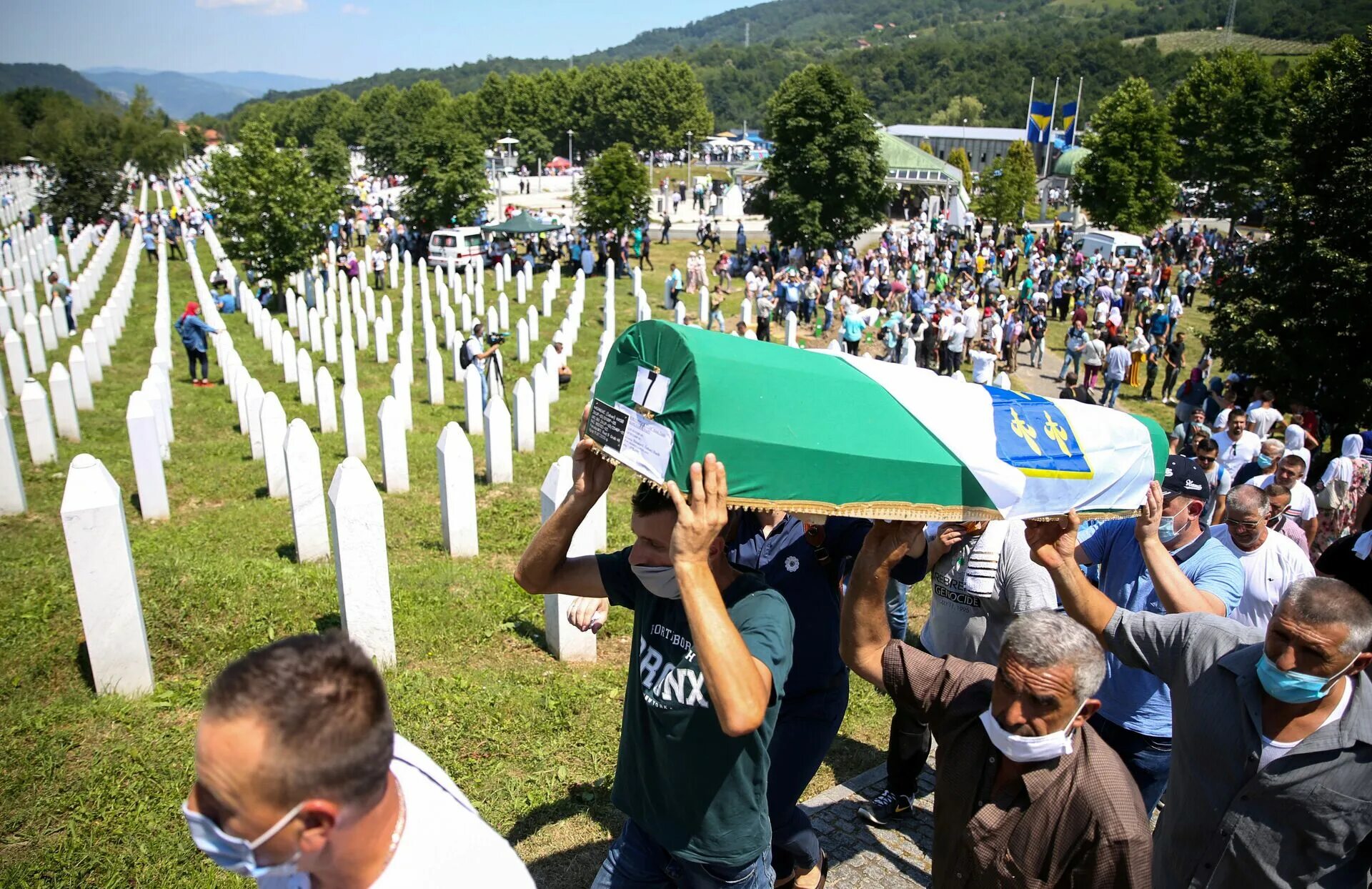 Серебриница Сербия Сребреница. Резня в Сербии 1995 Сребреница. Сребреница город в 1995. Хорватия Сребреница.