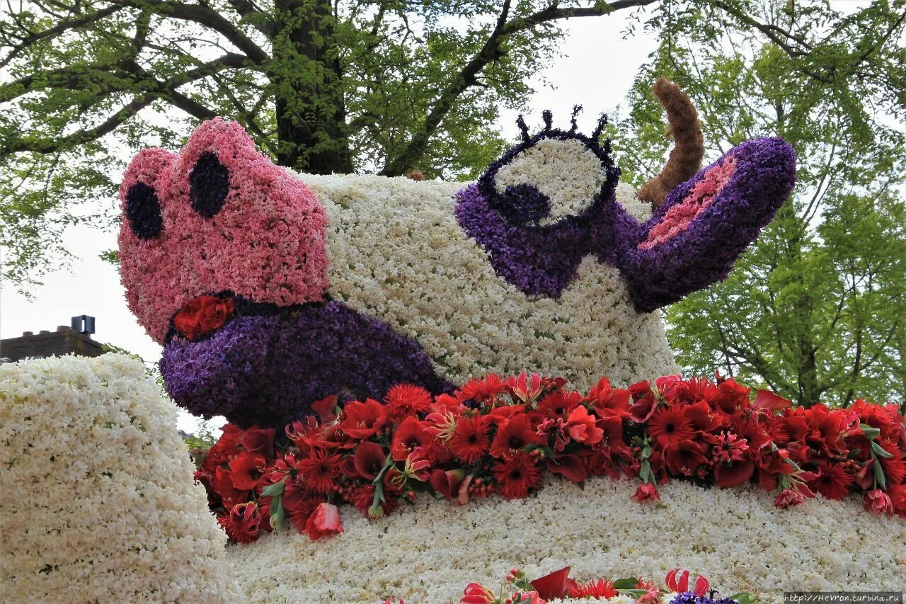 Поделки парад. Поделка на тему парад цветов 3 класс. Фестиваль цветов в голландии. Поделка парад цветов. Парад цветов в амстердаме.