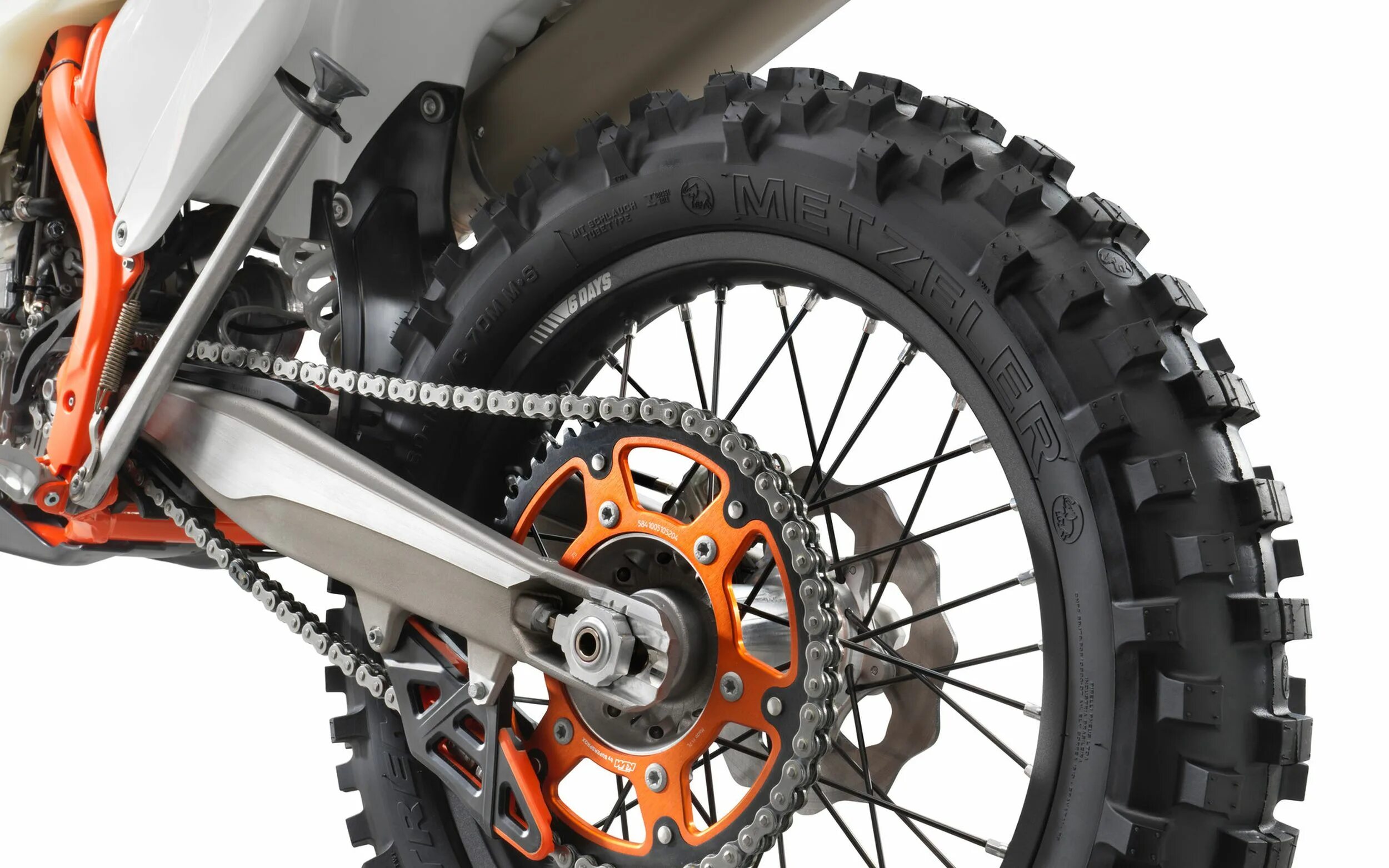 Подножка ктм ехс 300. Подножки ktm 300 exc. Установка ктм. Ктм сх 85. Ктм 600 расходомер.