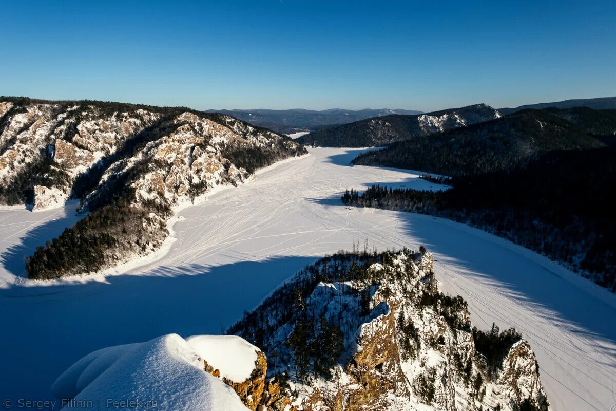 Река енисей вид красноярска сверху. Тубинский залив красноярского моря. Красноярское море новоселово. Озеро тепсей хакасия. Красноярск высота над морем.