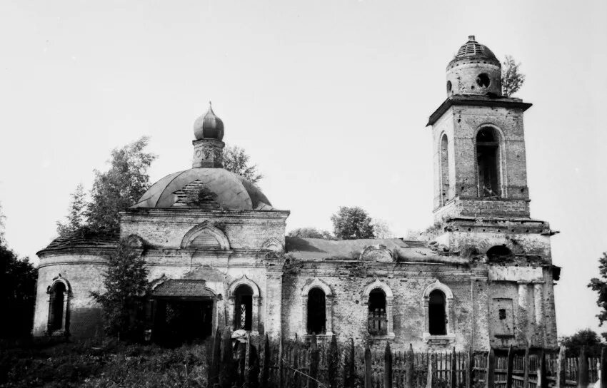 Никольский храм волоколамского района московской области. Кп матренино волоколамский район. Матренино в волоколамском районе. Матренино в волоколамском районе. Матренино в волоколамском районе.