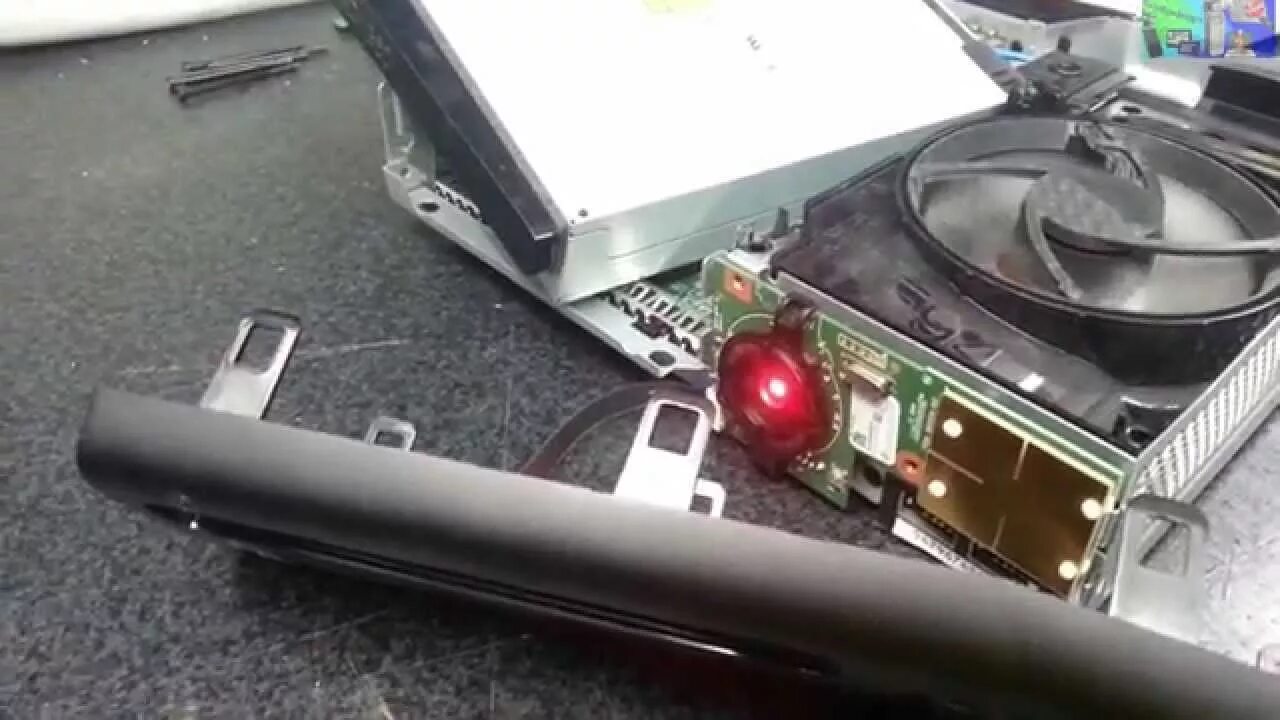 Как заменить термопасту на Xbox 360 !И затем очистить,разобрать!!! - YouTube
