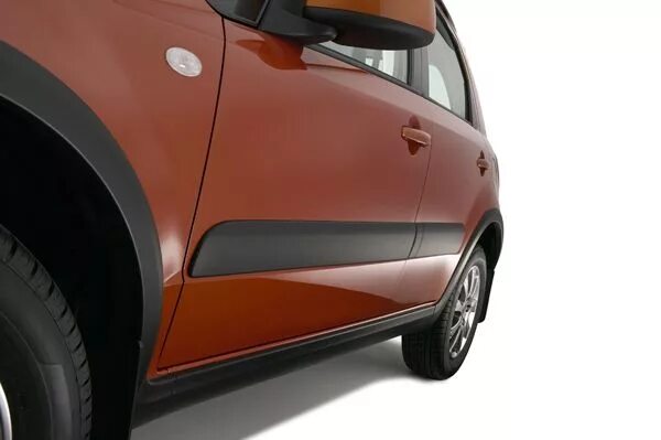 Молдинги на сузуки sx4. Молдинги на сузуки sx4. Молдинг передней левой двери хром на suzuki sx4. Молдинг сузуки сх4. Молдинг сузуки сх4.