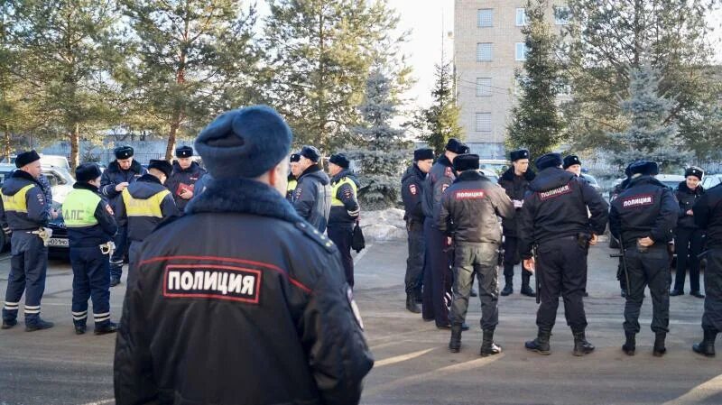 Ул чехова полиция. Полиция. Охрана полиция. Охрана общественного порядка. Росгвардия охрана.