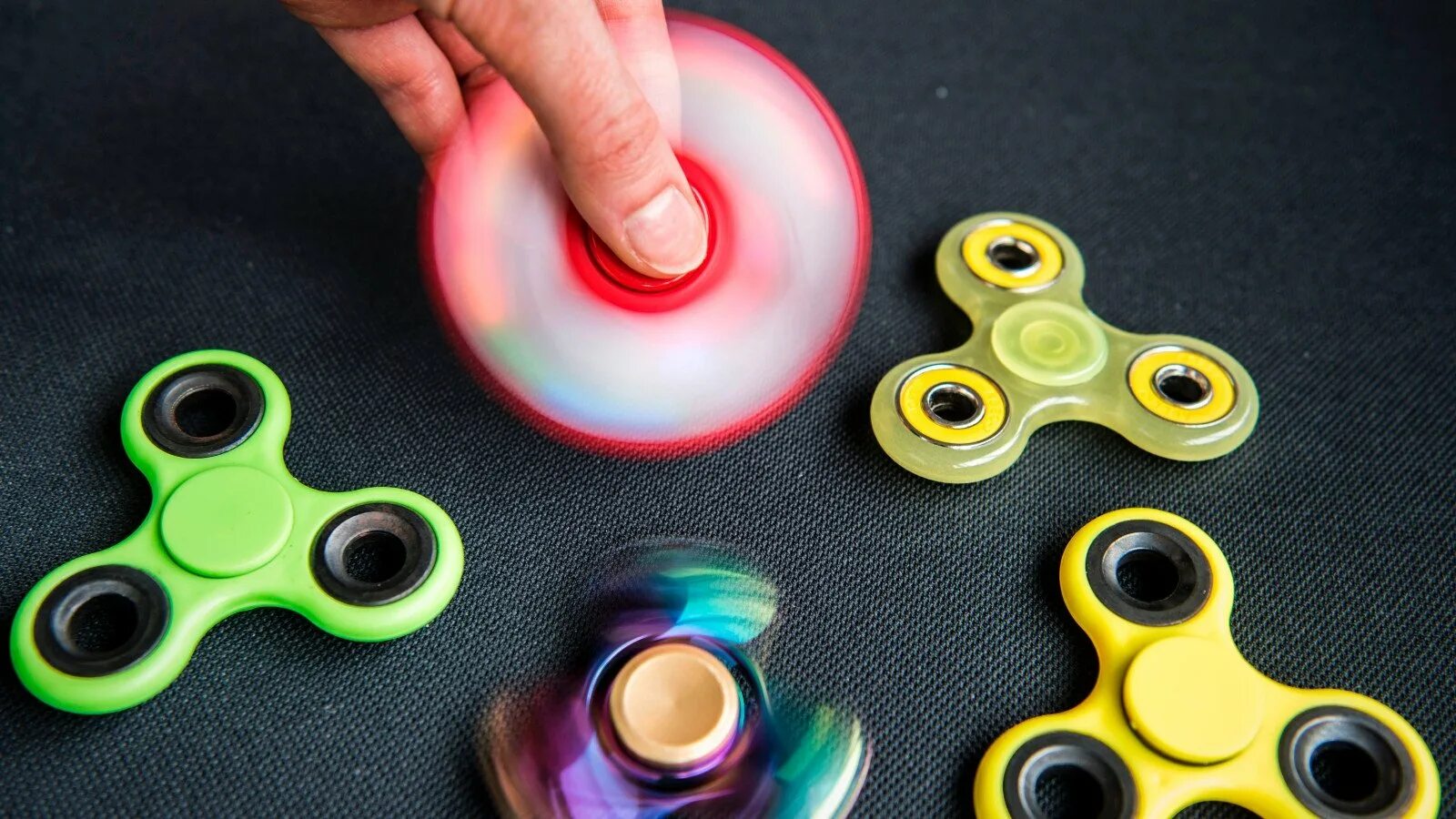 Fidget Spinner - YouTube
