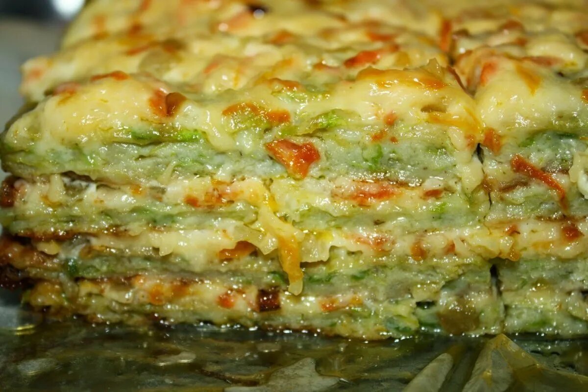 фаршированные цуккини «лодочки». можно рецепт кабачков. цукини запеченные с сыром. кабачки в духовке с сыром. можно рецепт кабачков.