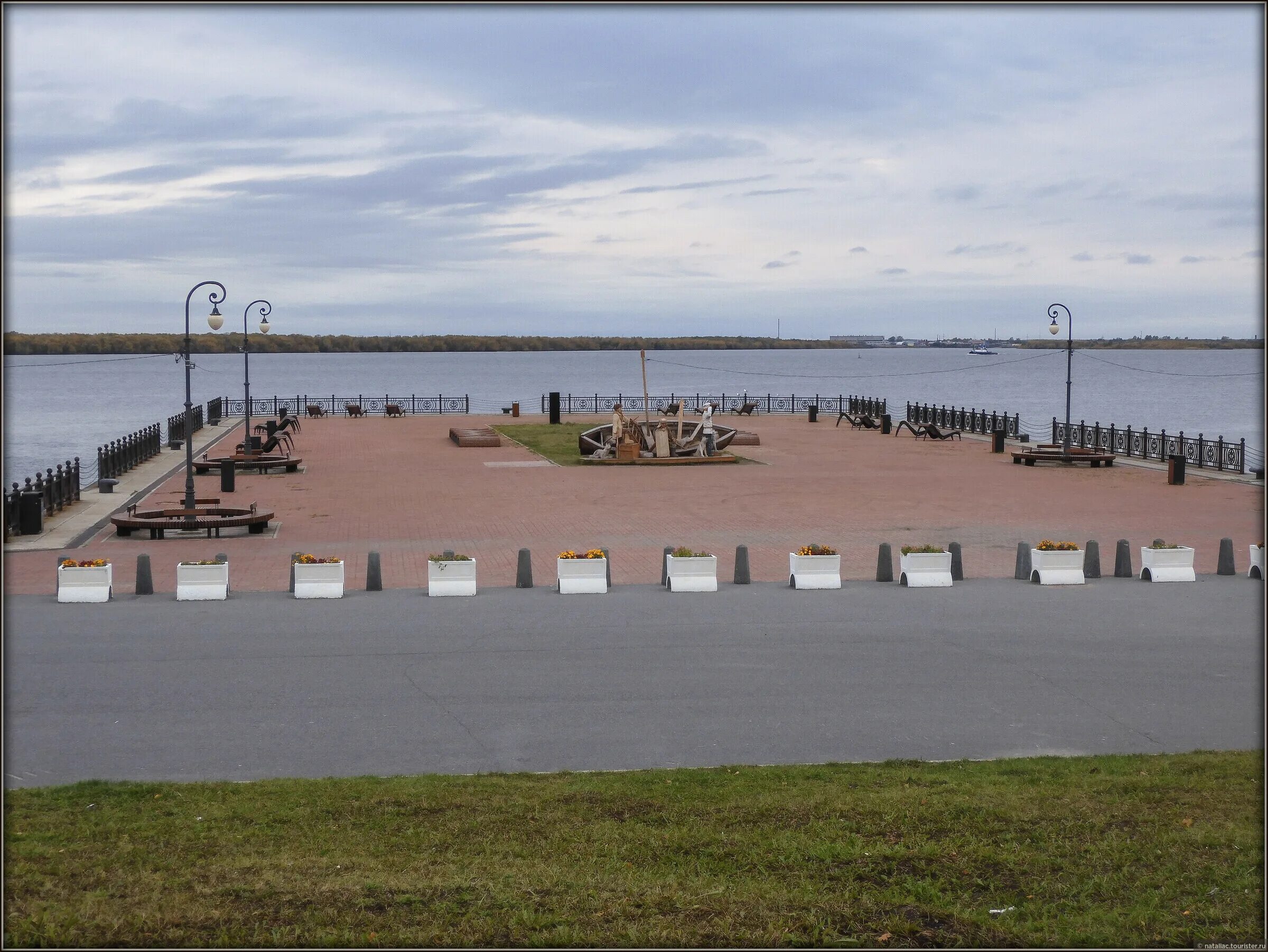 Набережная северной двины лет. Набережная северной двины. архангельск набережная северной двины. набережная северной двины 22. набережная северной двины 28.