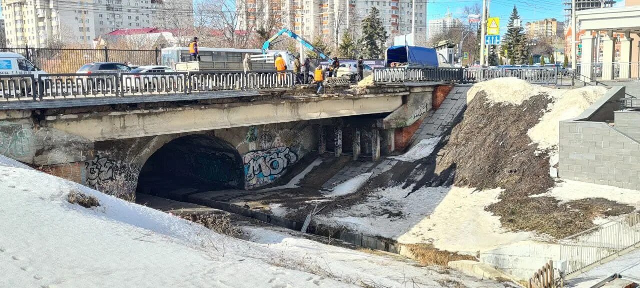 Почему сегодня перекрыты мосты